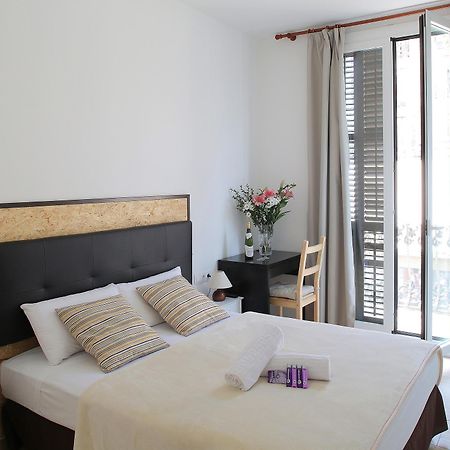 Hostal Balkonis Barcelona Exteriér fotografie